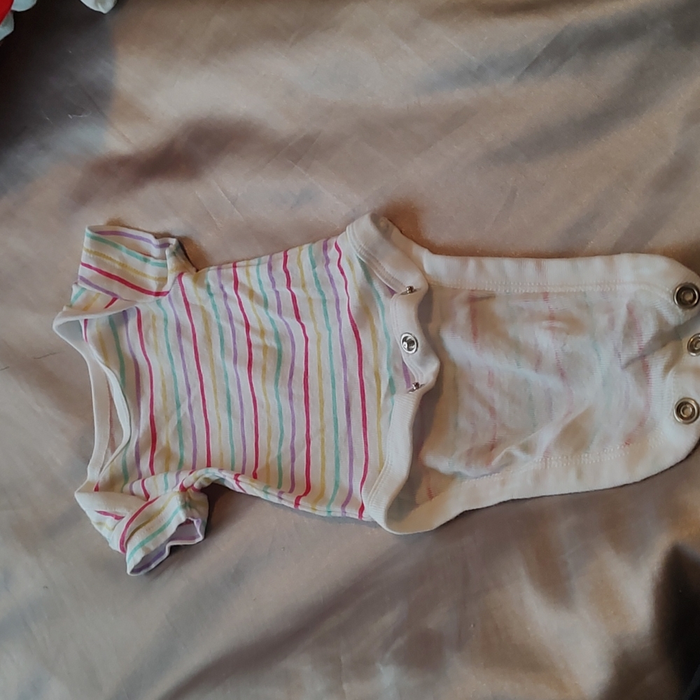 Cream rainbow color pin stripe Garanimals preemie onsey! Never worn